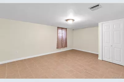 11 Palm Street, Central Islip, NY 11722 - Photo 22