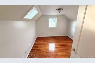212 Ethel Street, Valley Stream, NY 11580 - Photo 14