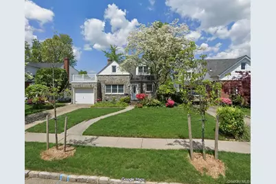 41 Oak Drive, New Hyde Park, NY 11040 - Photo 4