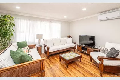 1364 5th Avenue, Bay Shore, NY 11706 - Photo 6