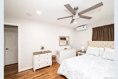 1364 5th Avenue, Bay Shore, NY 11706 - Photo 18