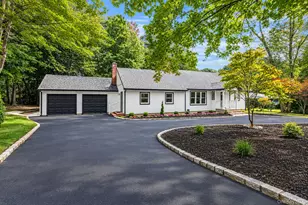 15 Sands Ln, Port Jefferson Village, NY 11777 - Photo 2