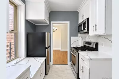 43-10 48 Avenue #4o, Astoria, NY 11377 - Photo 8