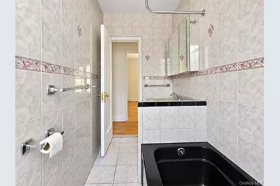 43-10 48 Avenue #4o, Astoria, NY 11377 - Photo 24