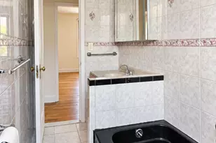 43-10 48th Ave, Astoria, NY 11377 - Photo 26