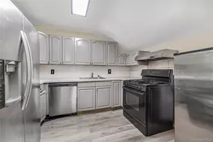 529 Locust St, Fleetwood, NY 10552 - Photo 6