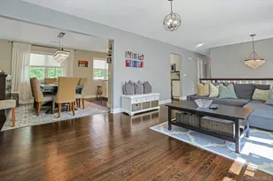 9 Stonegate Rd, Valhalla, NY 10595 - Photo 14