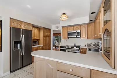174 Anchor Lane, Bay Shore, NY 11706 - Photo 16