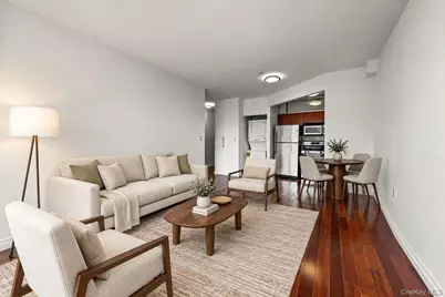 30-85 Vernon Boulevard #6E, Astoria, NY 11102 - Photo 1