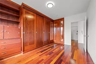 30-85 Vernon Blvd, Astoria, NY 11102 - Photo 14