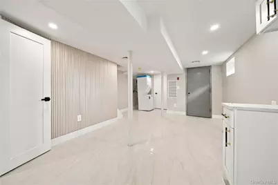 105-19 189th Street, Hollis, NY 11412 - Photo 26