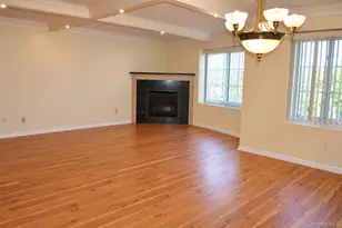 242 Maple Ave, Westbury, NY 11590 - Photo 4