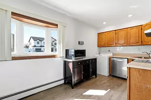 11 Hoover Ln, Bethpage, NY 11714 - Photo 4