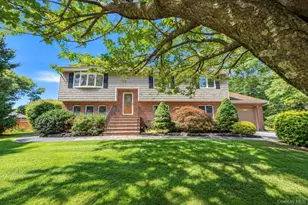137 Ridgewood Ave, Farmingville, NY 11738 - Photo 2