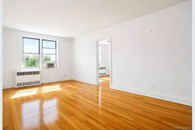 63-45 Saunders Street #3E, Rego Park, NY 11374 - Photo 2