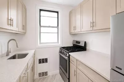 63-45 Saunders Street #3E, Rego Park, NY 11374 - Photo 6