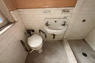 1235 Park Ave, New York, NY 10128 - Photo 16