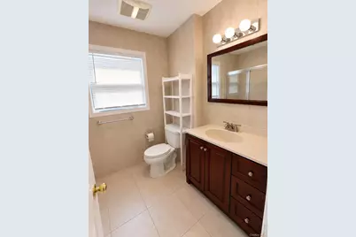 83 Heitz Place, Hicksville, NY 11801 - Photo 4