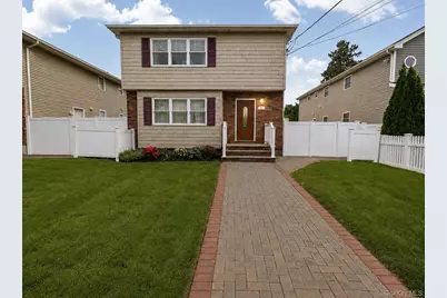83 Heitz Place, Hicksville, NY 11801 - Photo 12