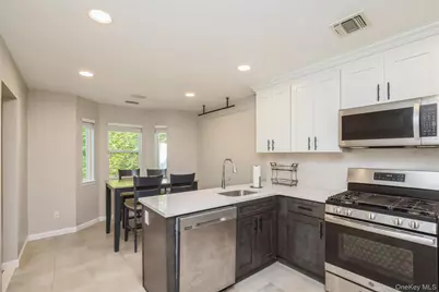 3 Plantation Drive, Hauppauge, NY 11788 - Photo 6
