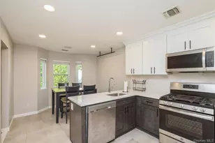 3 Plantation Dr, Hauppauge, NY 11788 - Photo 6