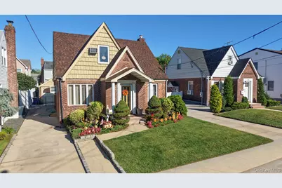 233 Cleveland Street, Franklin Square, NY 11010 - Photo 24