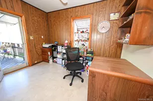 233 Cleveland St, Franklin Square, NY 11010 - Photo 12