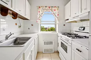 20 Secor Pl, Yonkers, NY 10704 - Photo 2