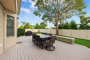 24 S Plaza, Amityville, NY 11701 - Photo 26