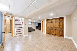 525 Secatogue Ave, Farmingdale, NY 11735 - Photo 22