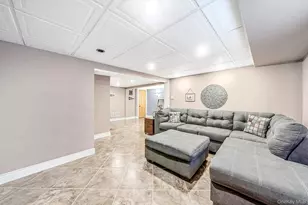 525 Secatogue Ave, Farmingdale, NY 11735 - Photo 24