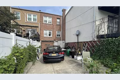 24-26 83rd Street, East Elmhurst, NY 11370 - Photo 20