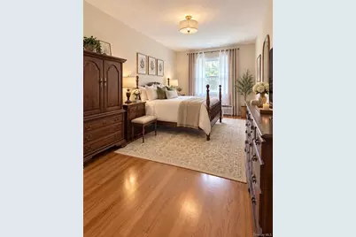 712 E 232nd Street, Bronx, NY 10466 - Photo 8