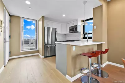 11624 Grosvenor Lane #15A, Kew Gardens, NY 11418 - Photo 6