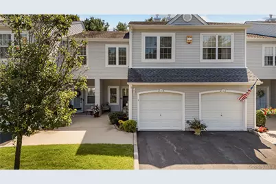 203 Windward Court N, Port Jefferson, NY 11777 - Photo 2