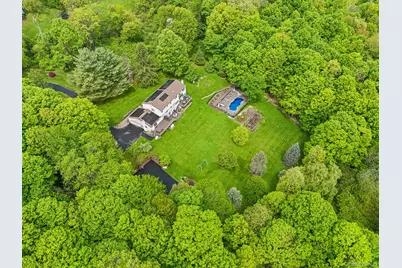 76 Eleanor Drive, Mahopac, NY 10541 - Photo 2