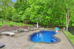76 Eleanor Dr, Mahopac, NY 10541 - Photo 38