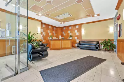 11624 Grosvenor Lane #15B, Kew Gardens, NY 11418 - Photo 32