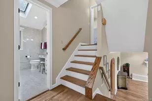 33 Phipps Ln, Plainview, NY 11803 - Photo 18