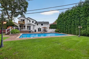 33 Phipps Ln, Plainview, NY 11803 - Photo 38