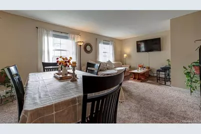 88-20 Parsons Boulevard #3D, Jamaica, NY 11432 - Photo 2