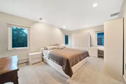 1499 Eric Lane, East Meadow, NY 11554 - Photo 24