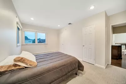 1499 Eric Lane, East Meadow, NY 11554 - Photo 30