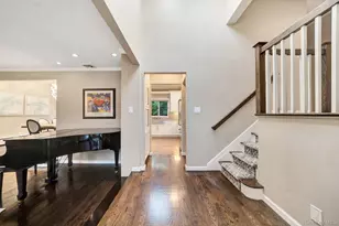 1499 Eric Ln, East Meadow, NY 11554 - Photo 2