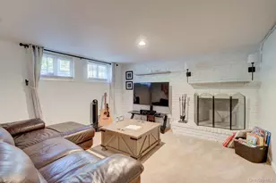 24 Jerome Dr, Farmingdale, NY 11735 - Photo 10