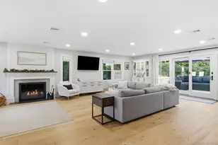 10 Hilltop Ln, Oyster Bay, NY 11771 - Photo 6