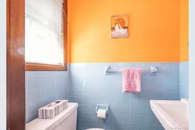 632 Spruce Avenue, Sayville, NY 11782 - Photo 18