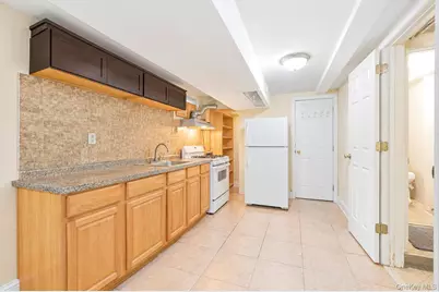 168-11 84th Avenue, Jamaica, NY 11432 - Photo 28