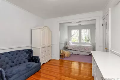238 Burtis Avenue, Rockville Centre, NY 11570 - Photo 18