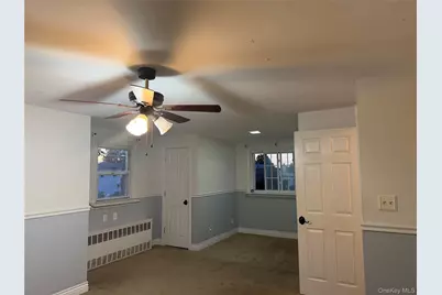 18 Alexander Avenue, Hicksville, NY 11801 - Photo 22